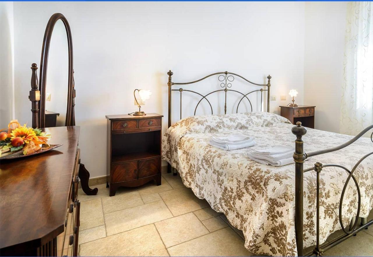 Bed and Breakfast Trulli Dell'Aia à Alberobello Extérieur photo